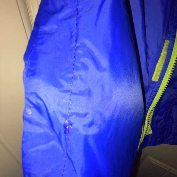 North face Boys size 10-12 - Picture 7 of 8